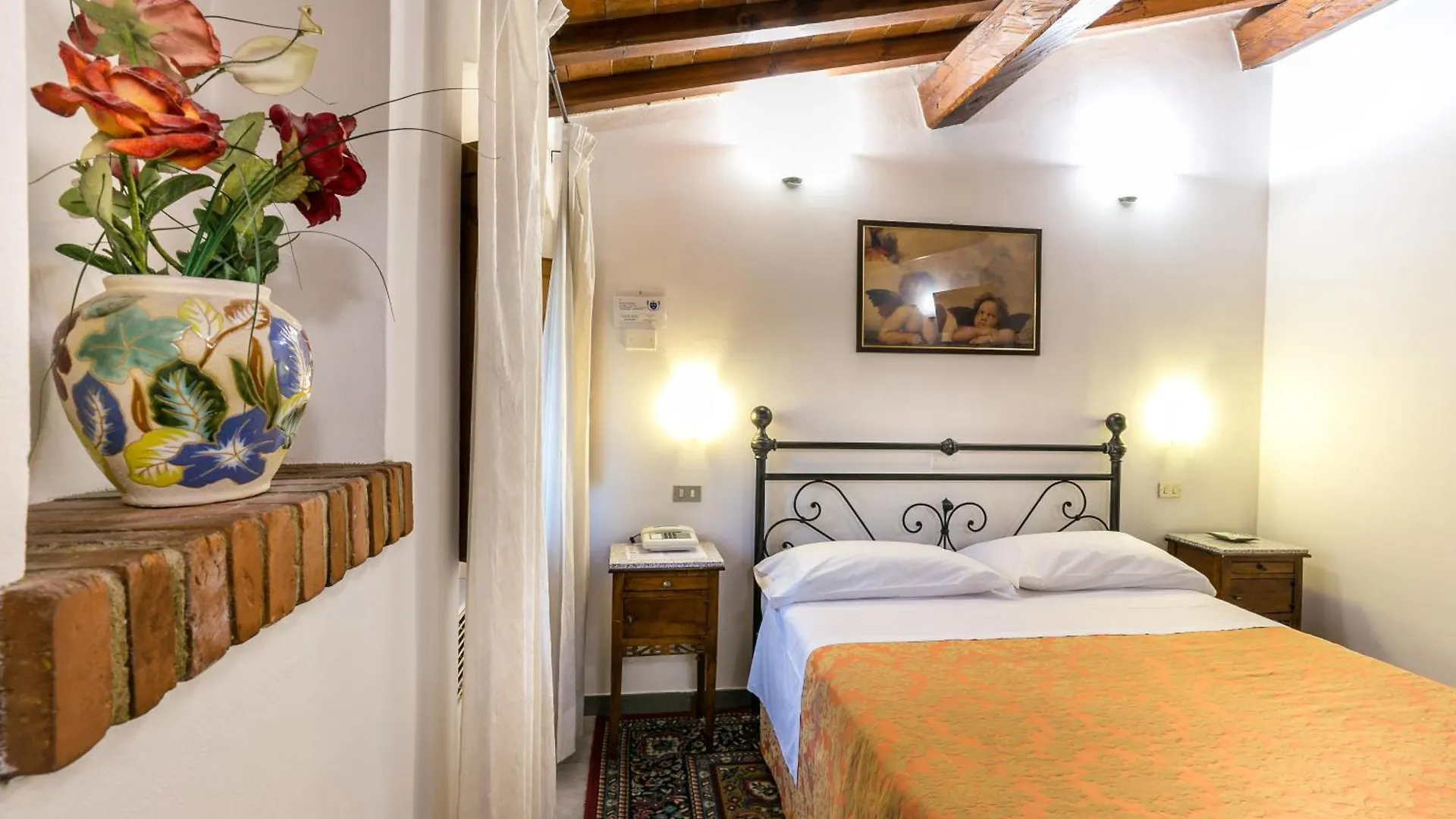 Hotel Collodi Firenze 2*, Florence Italy